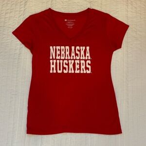Nebraska Huskers V-Neck Top Sz Large